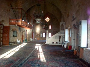 Interior of Sidon's Great Mosque, formerly Church of St John of the Hospitallers - Damascus's Great Mosque was formerly the Cathedral of Jhn the Baptist. [DD, 2014]