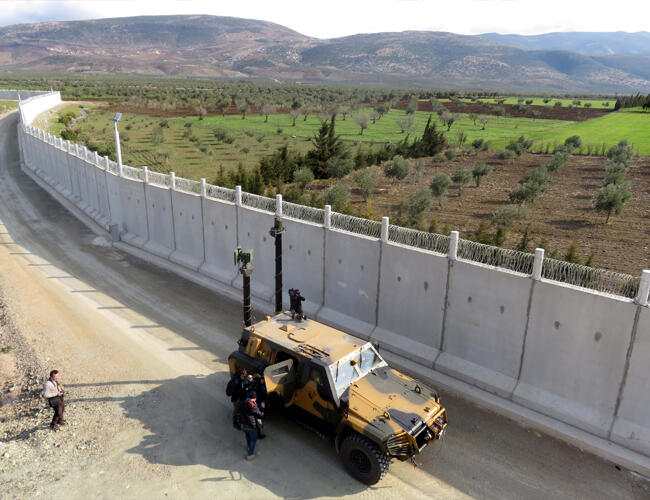 Syria Turkey border wall
